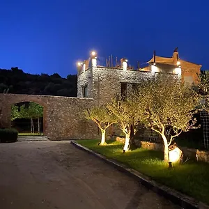 Agroturismo Massana, Pau