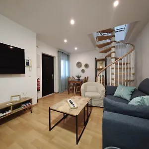 https://la-terraza-de-gades-little-apartments.hotelsincadiz.net
